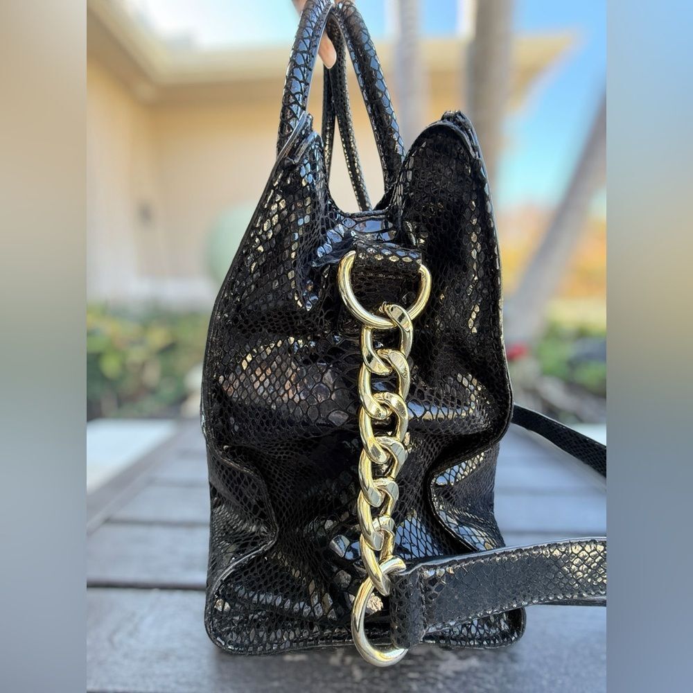 Michael Kors Hamilton East West Large Embossed Satchel - Picture 3 of 16